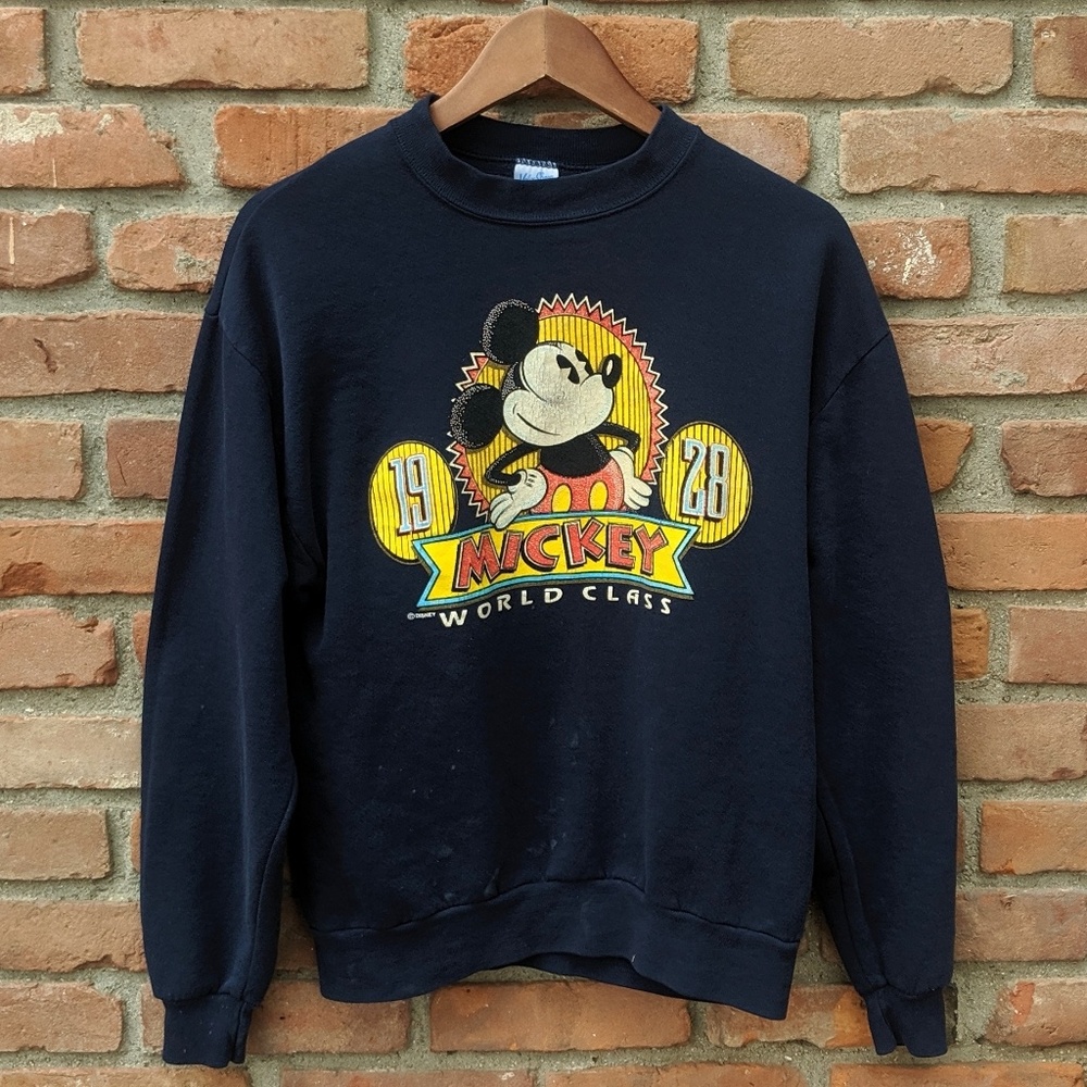 Vintage Mickey World Class crewneck